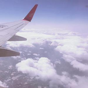 粗大与亲女伦交换H
